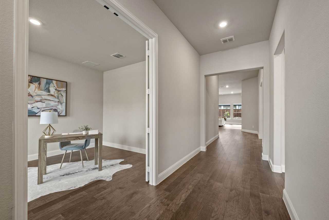 2501 Bedford Rd - Photo 6 of 36