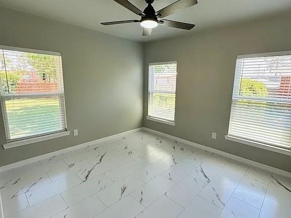 2504 Avon Dr - Photo 5 of 13