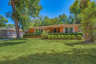 10422 Lake Gardens Dr - Photo 1 of 1