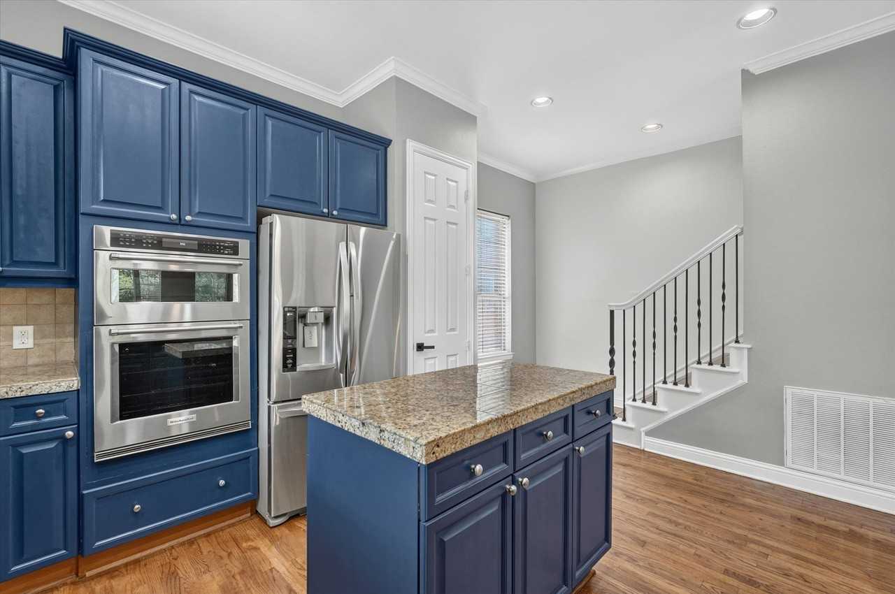 4114 Lafayette St - Photo 6 of 40
