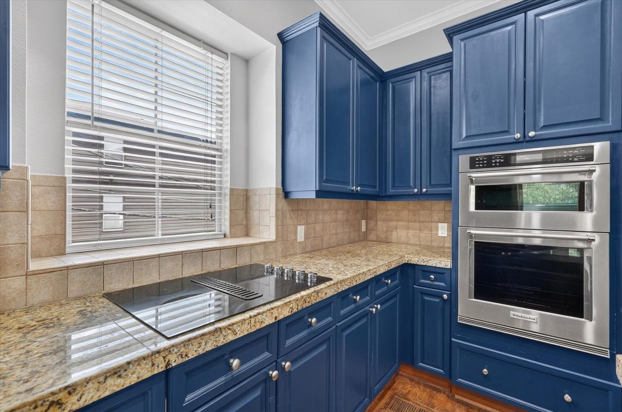 4114 Lafayette St - Photo 7 of 40