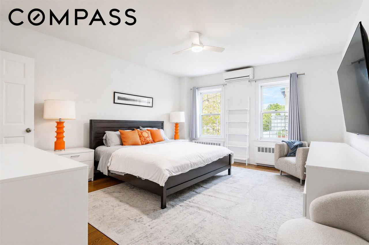228 Court St #1 - Photo 5 of 19