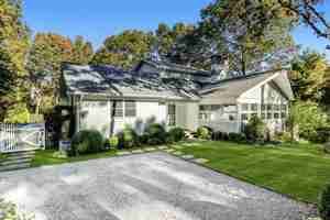 featured image of 78 Bay View Dr W