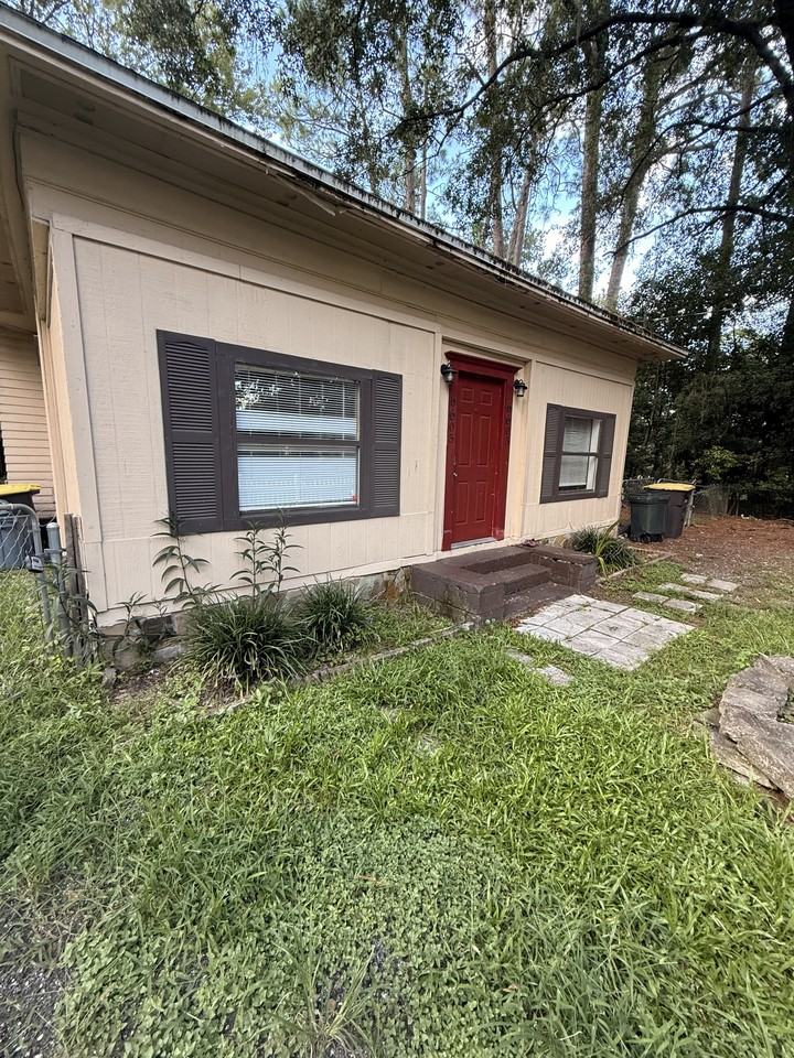 6605 Dixie St #1 - Photo 3 of 22