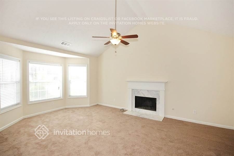 320 Ashland Manor Dr - Photo 4 of 17