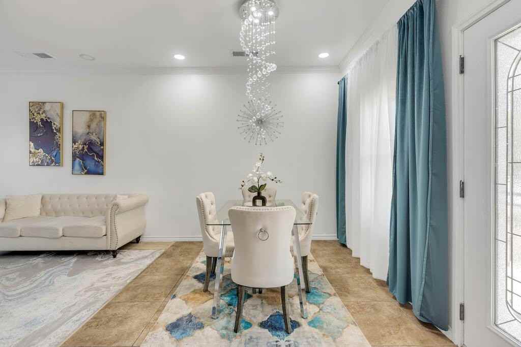 7255 Barksdale Ln - Photo 5 of 21