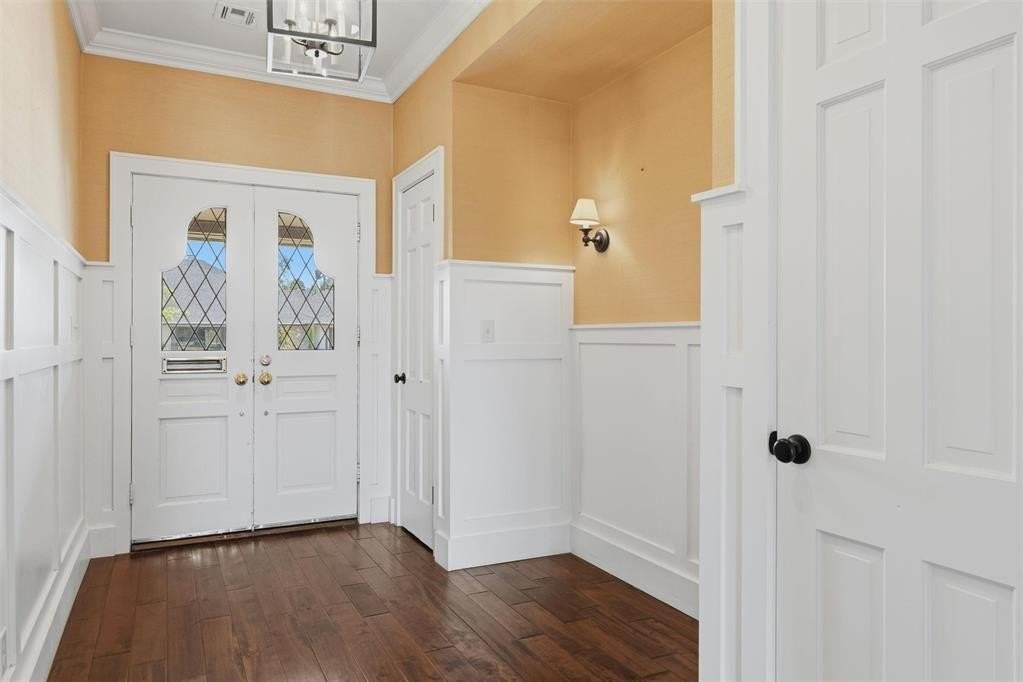 1305 Kenilworth Rd - Photo 5 of 46
