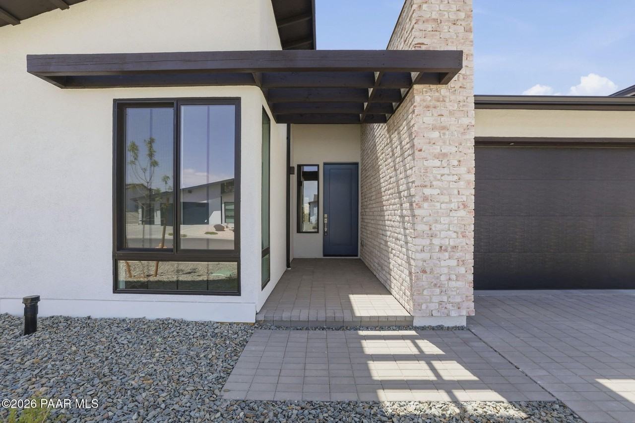 5516 E Edgar Way - Photo 4 of 50