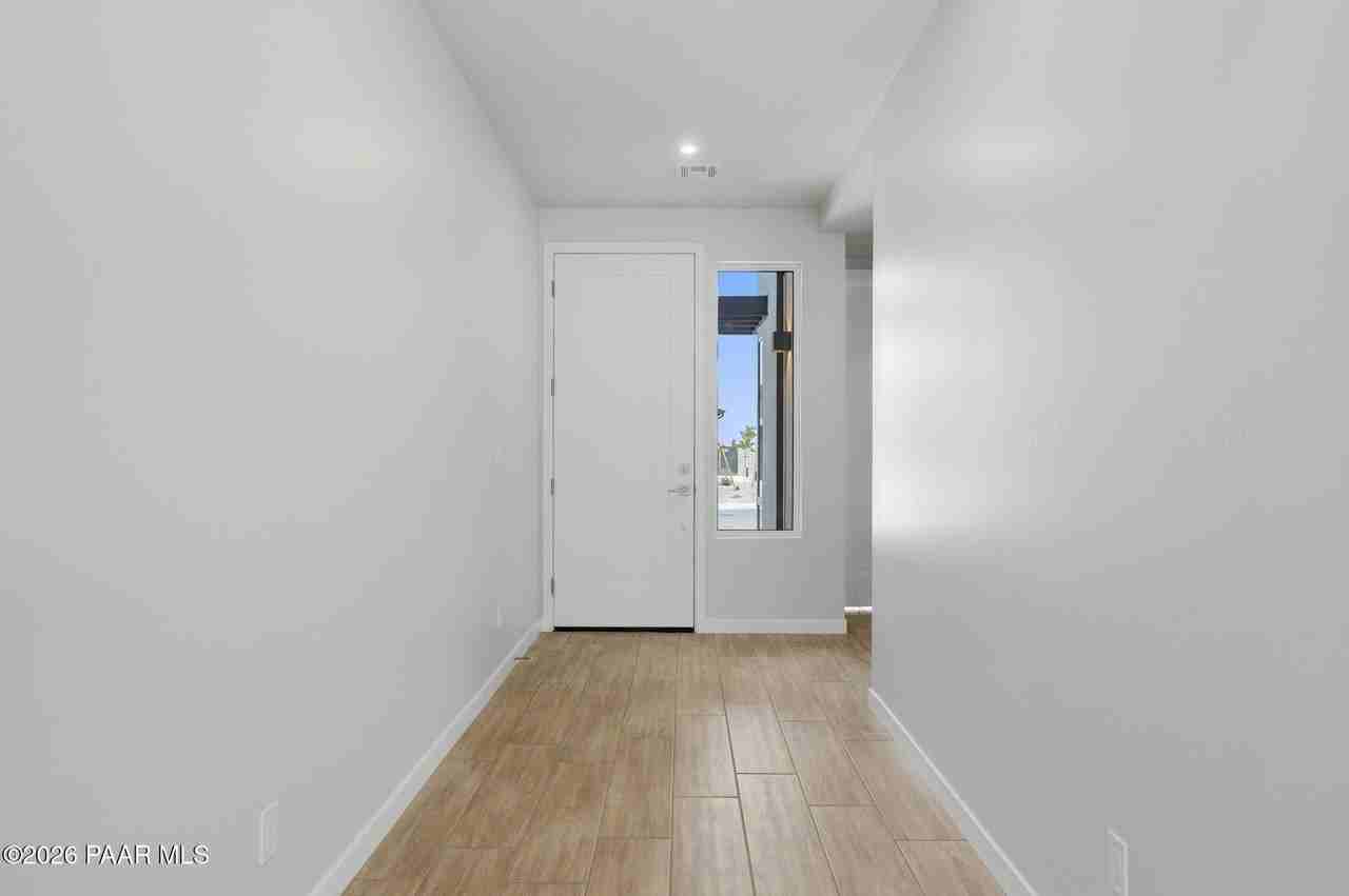 5516 E Edgar Way - Photo 5 of 50