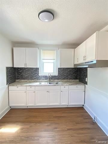 5050 Three Mile Dr - Photo 6 of 10