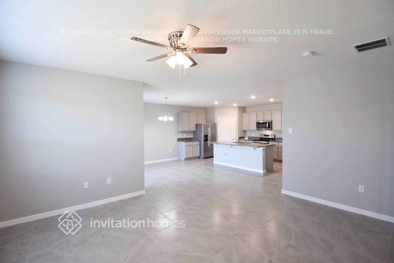 2825 Van Amber Ct - Photo 3 of 13