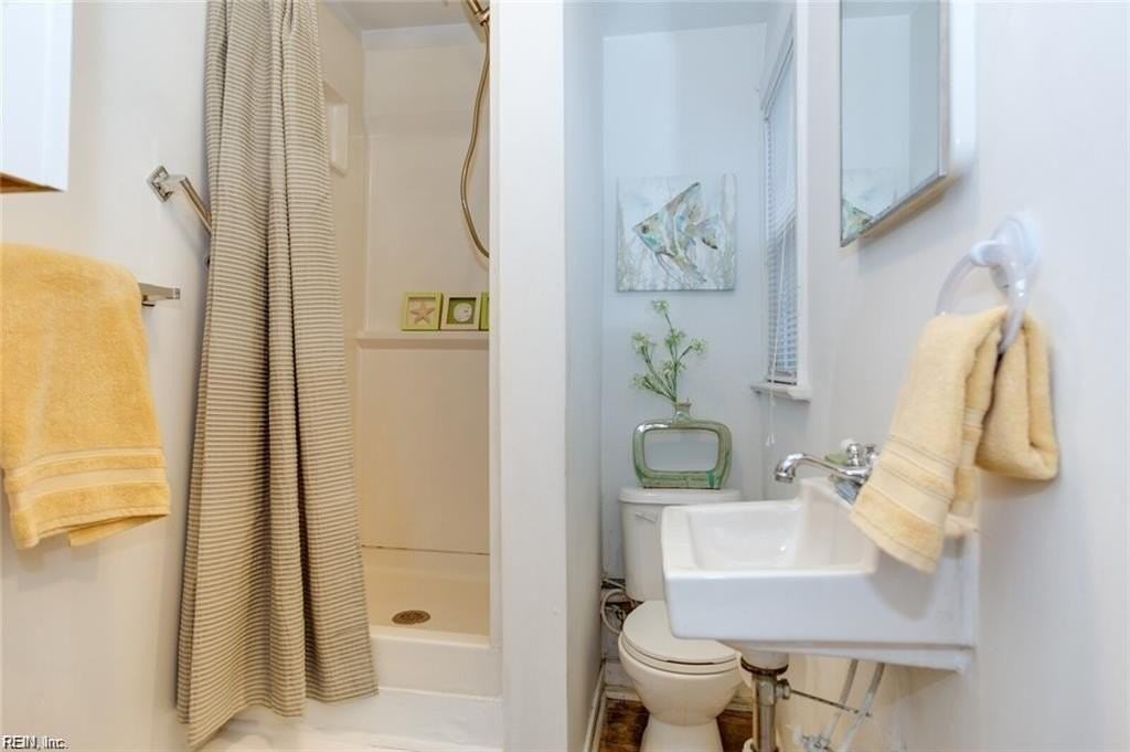 418 22nd St - Photo 5 of 13