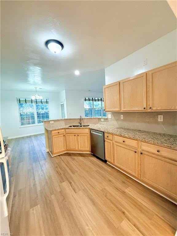 113 Presidential Blvd - Photo 5 of 50