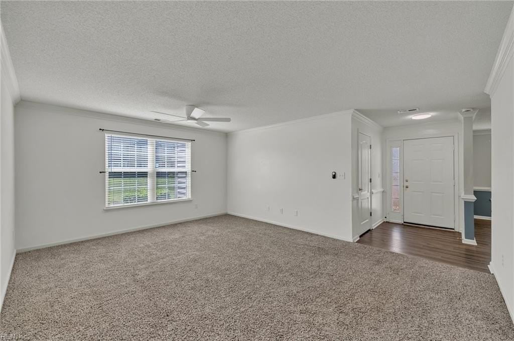 2403 Old Greenbrier Rd - Photo 3 of 23