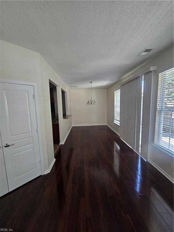 2401 Wessington Dr - Photo 4 of 19