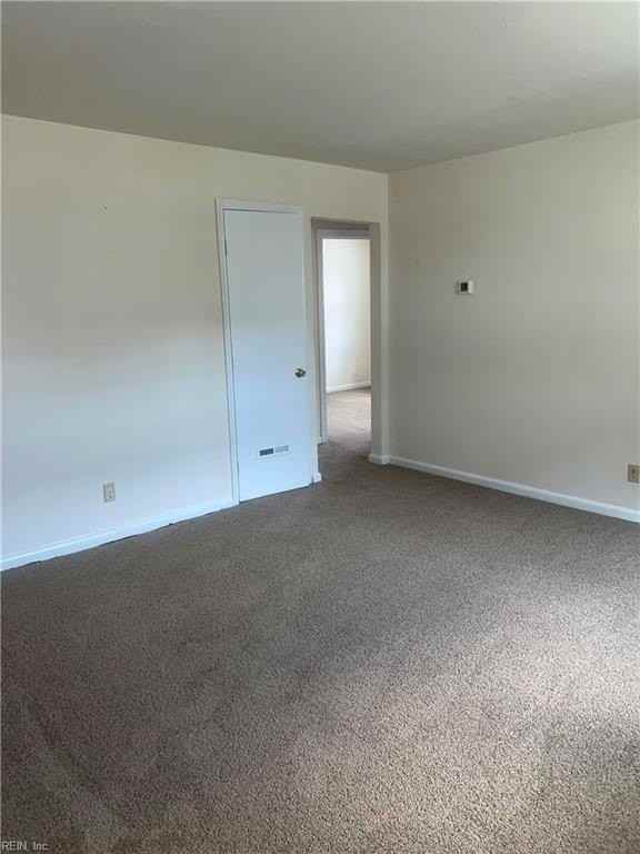 9240 Buckman Ave - Photo 2 of 12