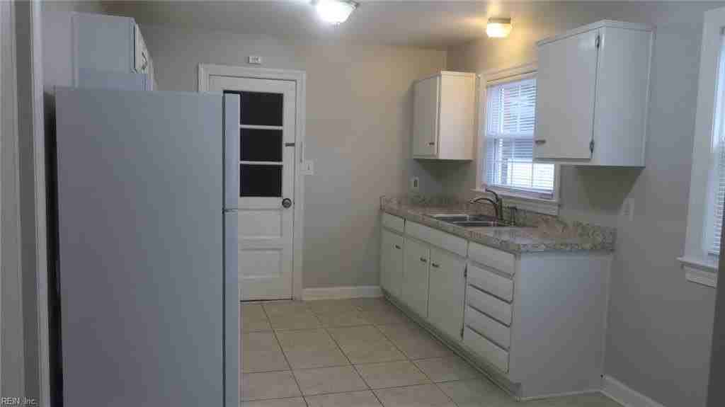 408 Pin Oak Rd - Photo 6 of 31