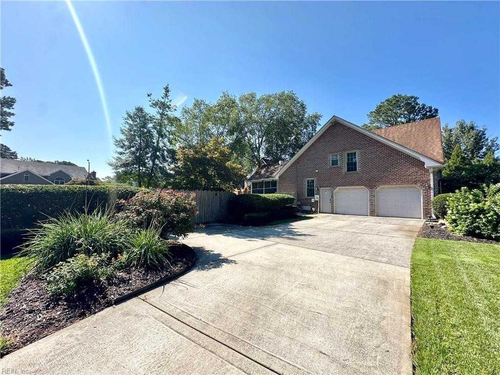 948 Forest Lakes Cir - Photo 4 of 39
