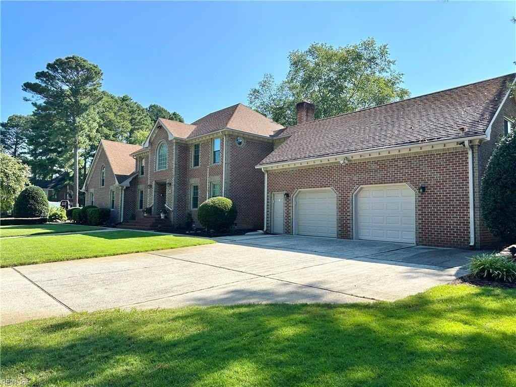 948 Forest Lakes Cir - Photo 5 of 39