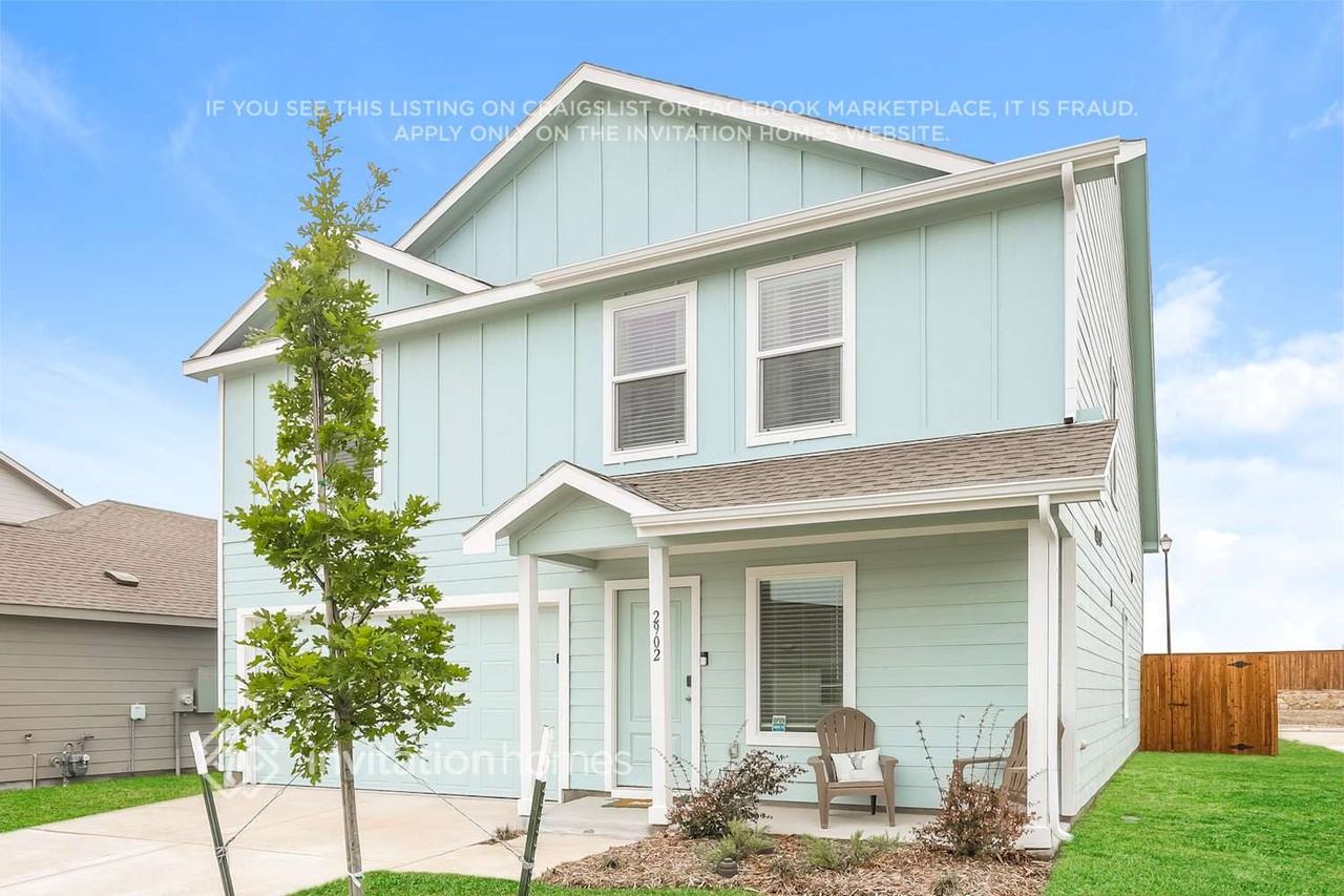 2902 Potter Way - Photo 4 of 23