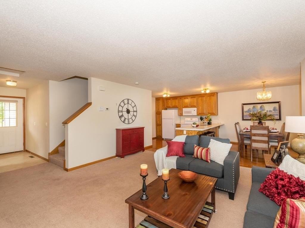 1027 6th Ave Ne - Photo 7 of 30