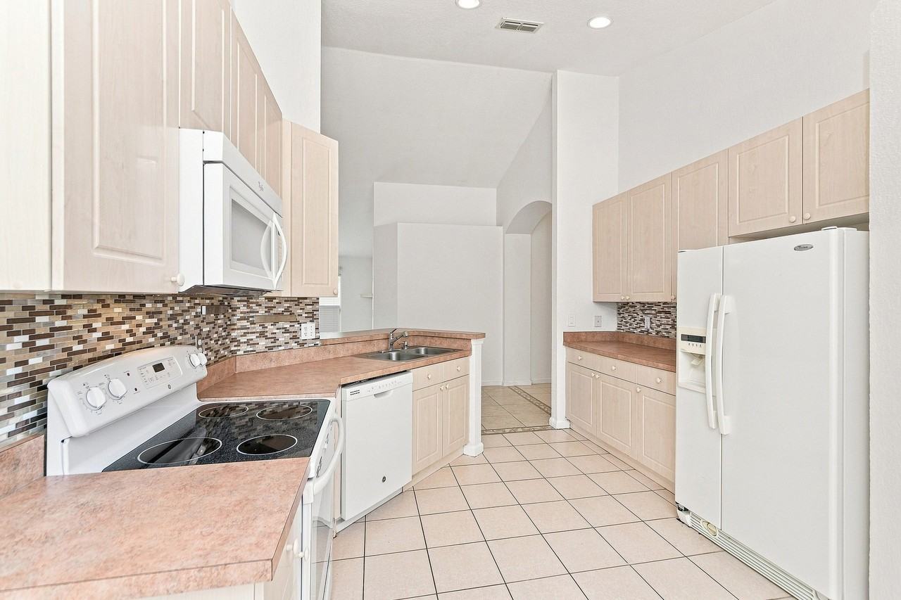 2821 Maguire Dr #1 - Photo 7 of 21