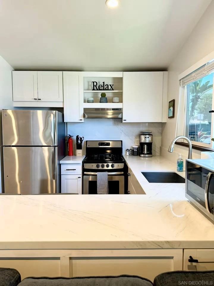 5217 Arlene St #A - Photo 3 of 23