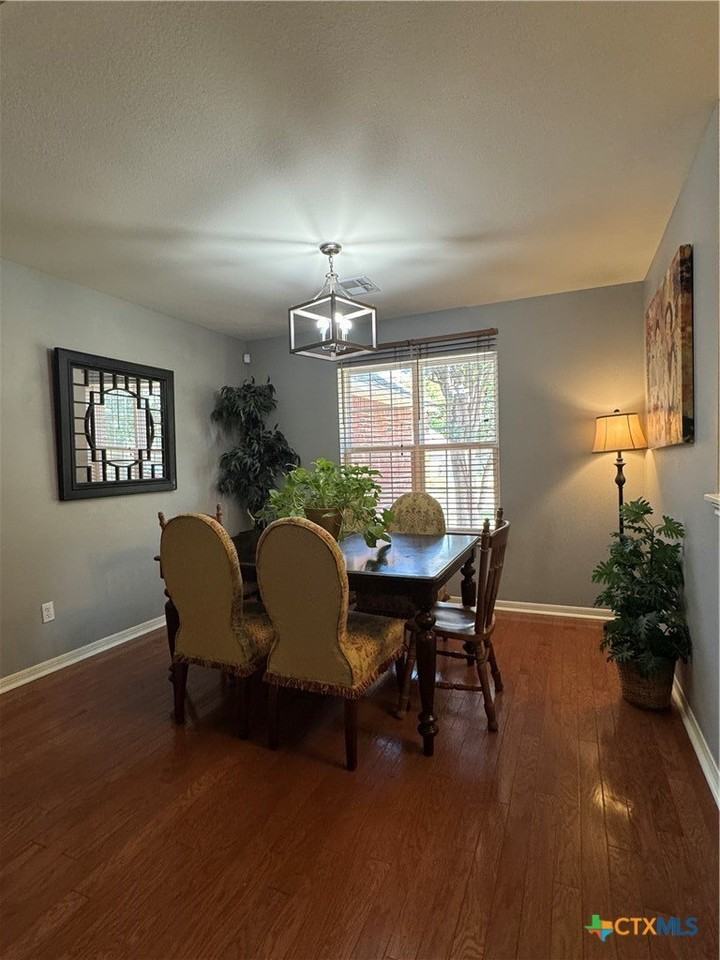 5704 Meadow Wood Dr - Photo 3 of 12