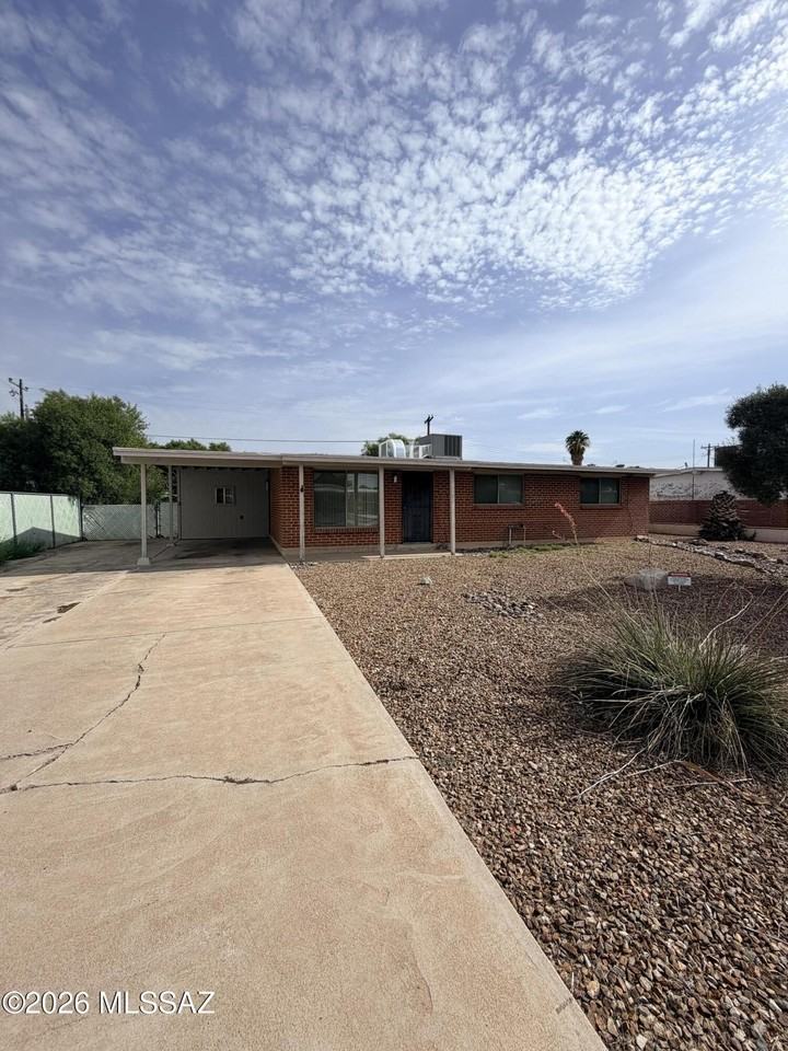 6973 E Calle Neptuno - Photo 2 of 17