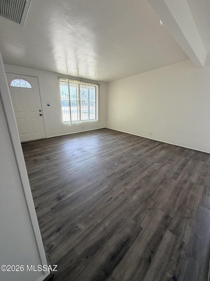 6973 E Calle Neptuno - Photo 7 of 17