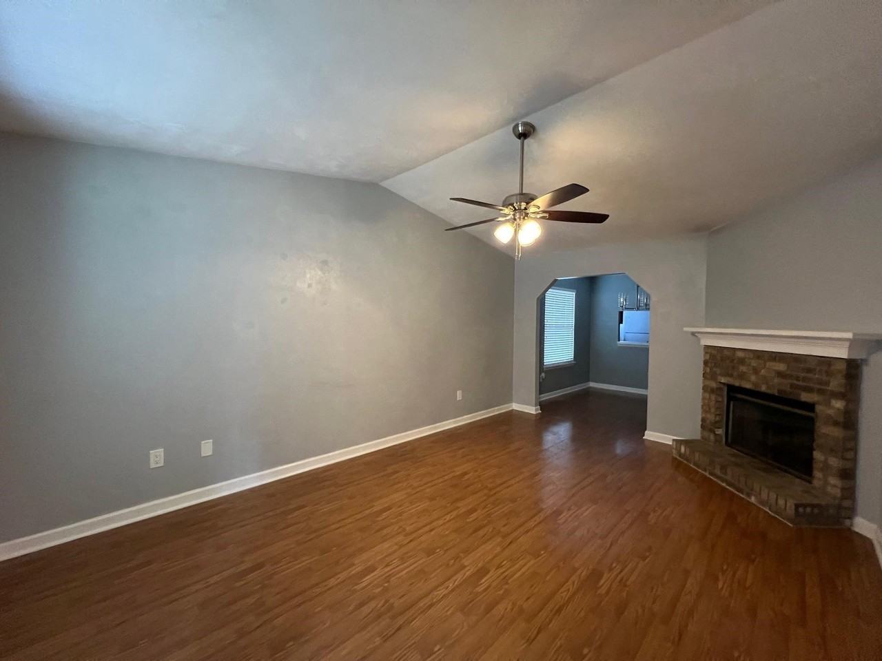 3007 Richview Park Cir S - Photo 4 of 20