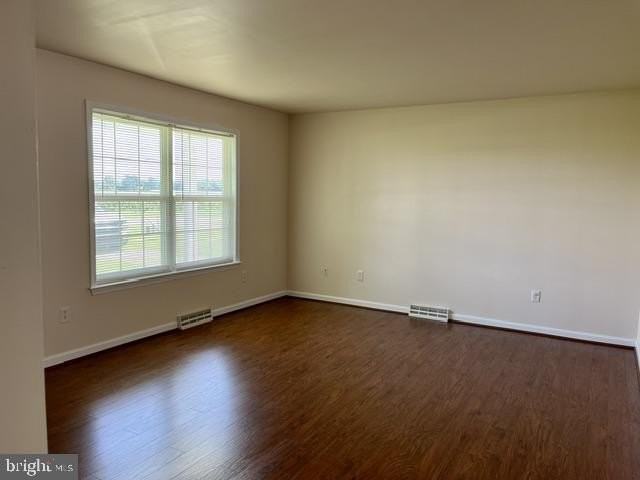 1126 School St - Photo 6 of 13