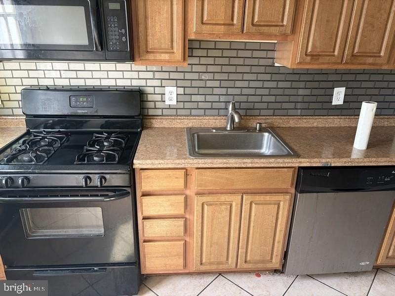 4003 Glenarm Ave - Photo 2 of 8