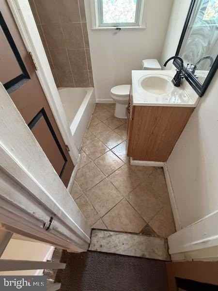 4003 Glenarm Ave - Photo 4 of 8