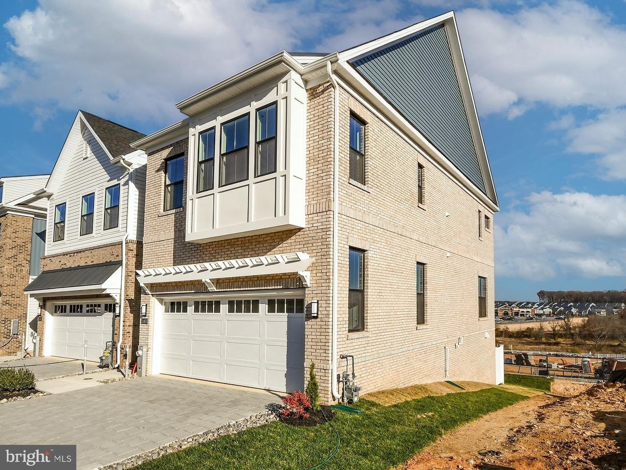 11453 Starlight Pl - Photo 2 of 50