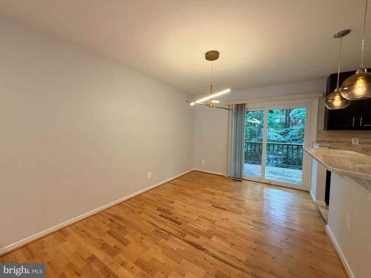 10400 Maywind Ct - Photo 6 of 19