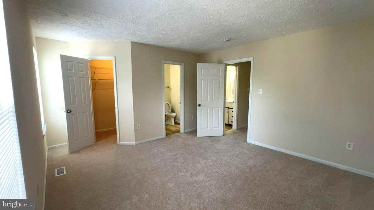 2431 W Rosecroft Village Cir - Photo 7 of 10