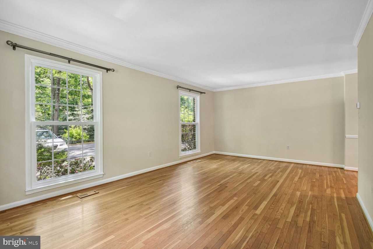 1510 Chatham Colony Ct - Photo 4 of 27