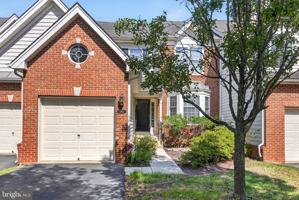 featured image of 5602 Wheelwright Way