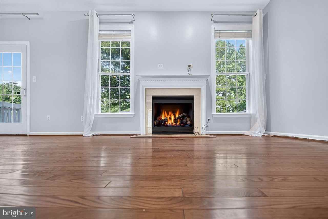 5602 Wheelwright Way - Photo 7 of 50