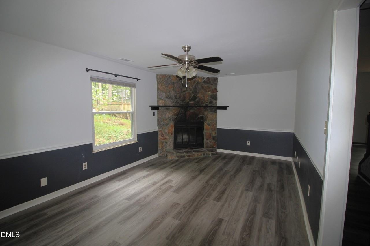 608 E Dynasty Dr - Photo 4 of 17