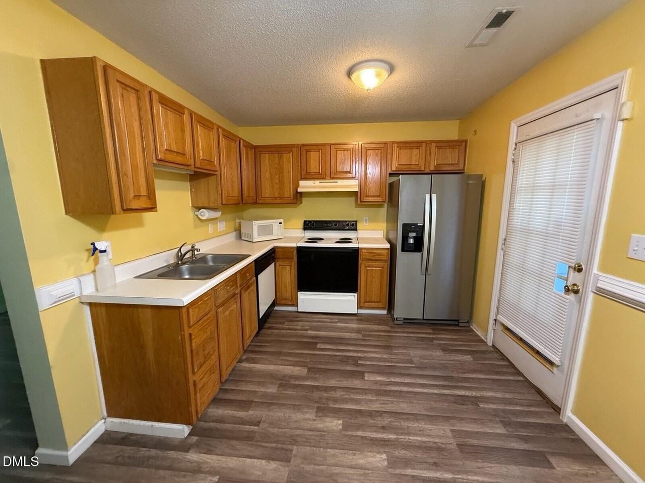 2829 Crestscene Trl - Photo 2 of 22