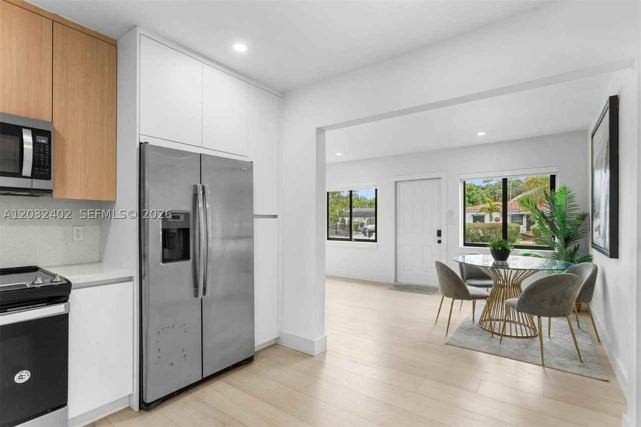 151 Nw 146th St #151 - Photo 4 of 27