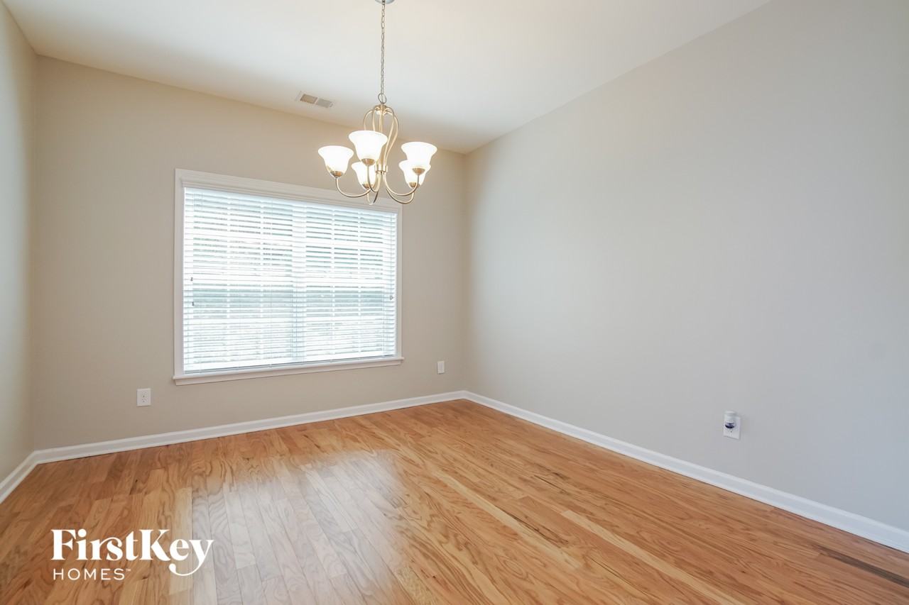 214 Lakemont Dr - Photo 5 of 15