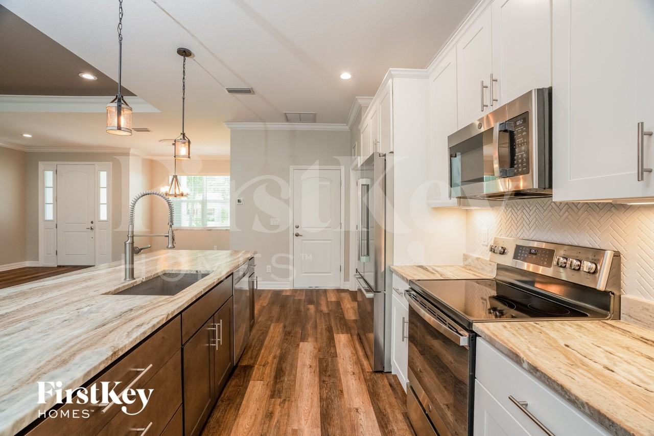 6901 Jarvis Rd - Photo 6 of 15