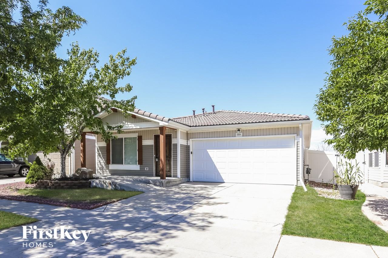5569 Jebel Ct - Photo 2 of 15