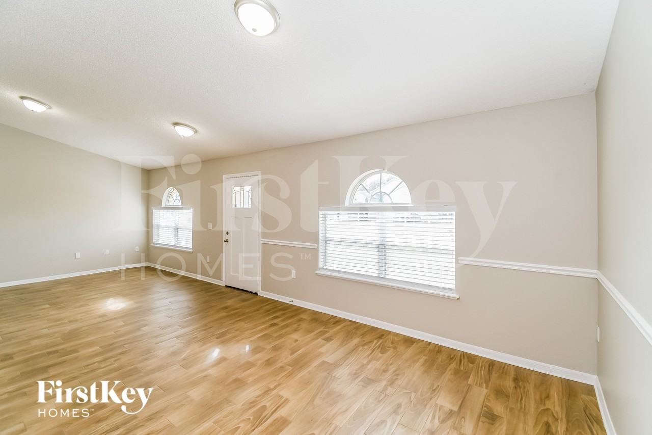 12287 Moose Hollow Dr - Photo 3 of 15