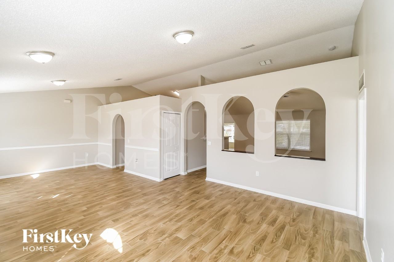 12287 Moose Hollow Dr - Photo 4 of 15