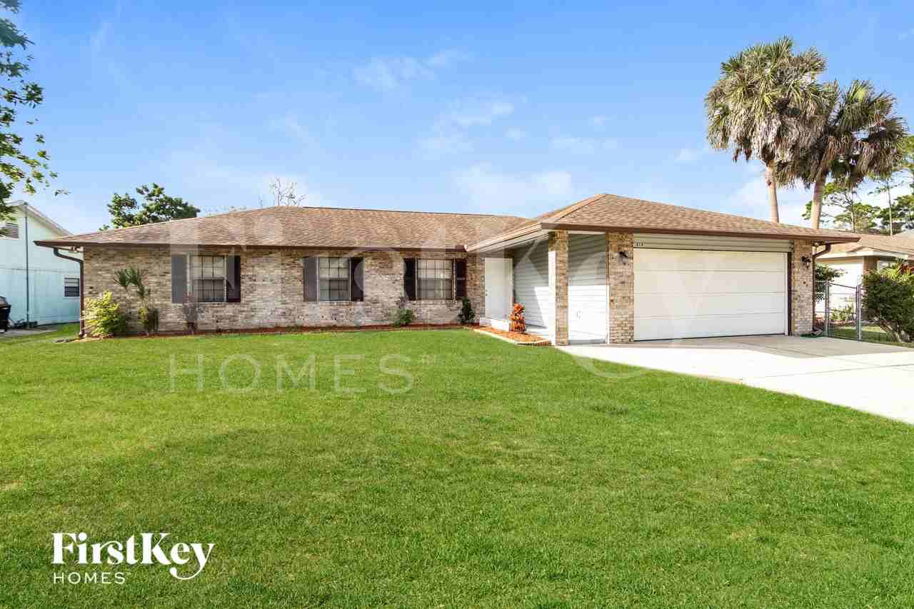 419 Seahorse Cir Se - Photo 2 of 15