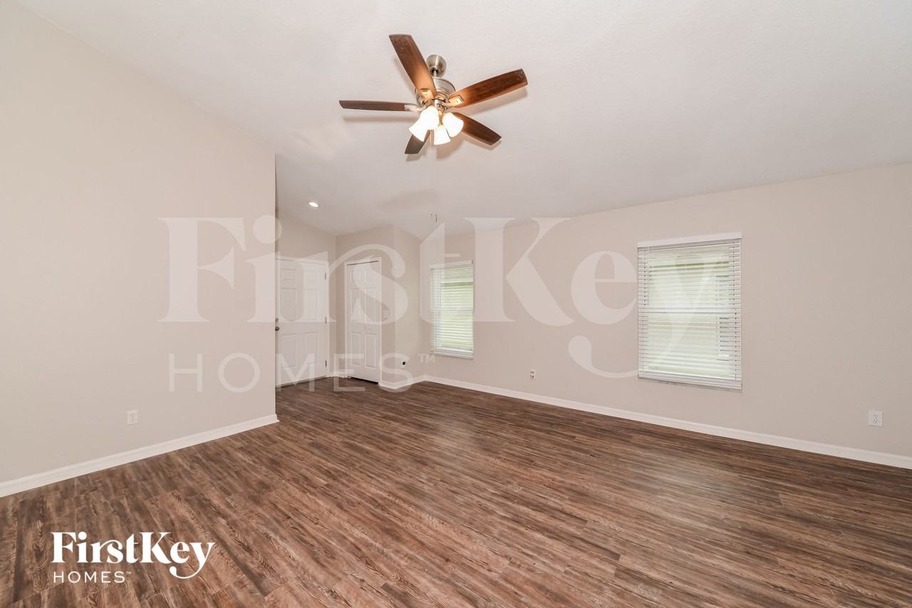 7435 Oxford Garden Cir - Photo 2 of 16